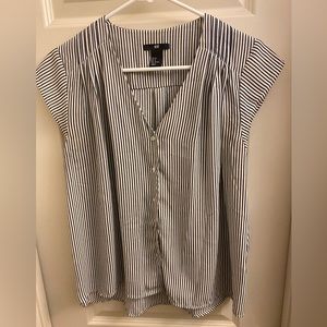 NWOT button down sleeveless shirt Size 8